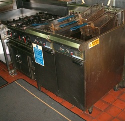 Deep Fat Fryer with Mat Deep Fat Fryer with Mat